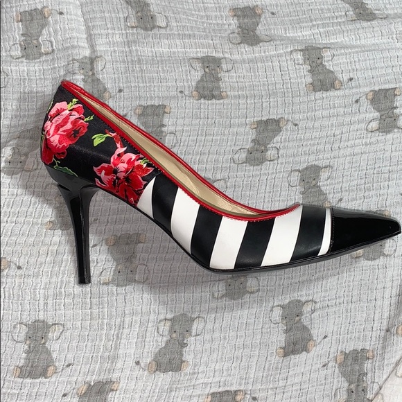 Charly Amar Roses and Stripes Designer Shoes - Picture 2 of 5